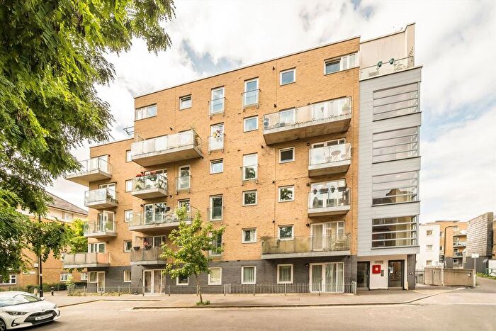 2 Bedroom Flat To Rent In Cottington Street, Kennington, SE11