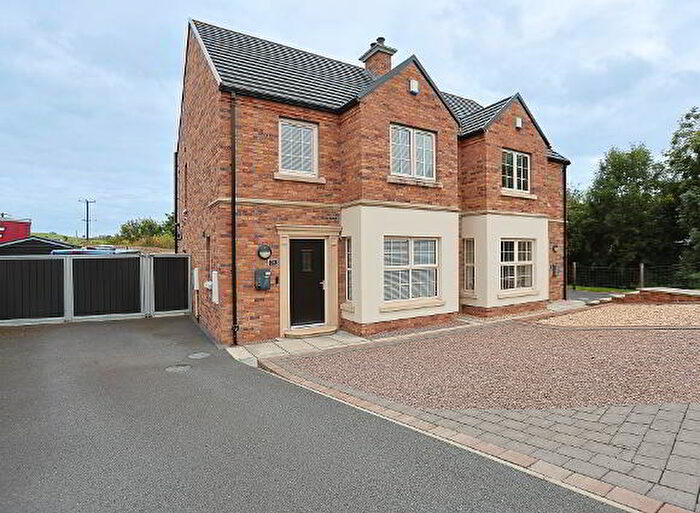 3 Bedroom Semi-Detached House For Sale In Old Mill Race, Craigavon, BT62