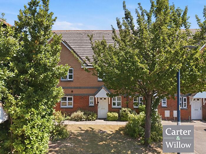 3 Bedroom Terraced House For Sale In Seagull Close, Barking, IG11
