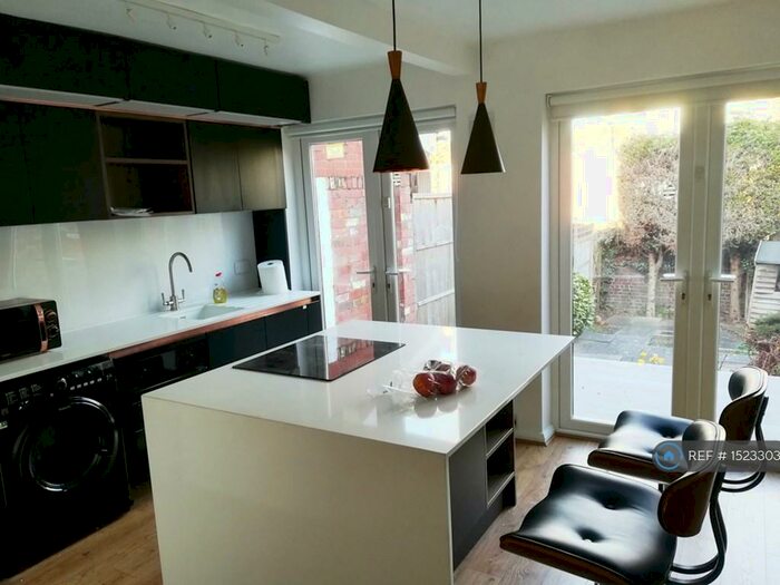 3 Bedroom Terraced House To Rent In Strathmore Avenue, Coventry, CV1