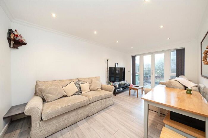 3 Bedroom Terraced House To Rent In Swain Street, London, NW8