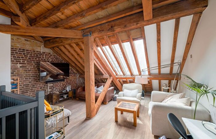 3 Bedroom Flat To Rent In Port East Apartments, E14