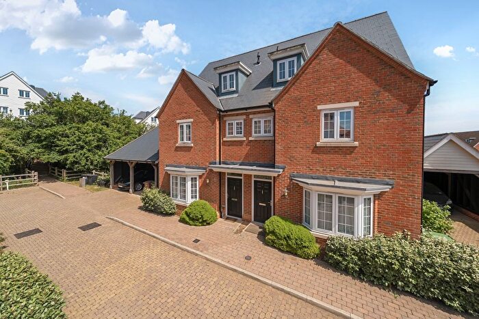 4 Bedroom Semi-Detached House To Rent In Duncalf Road, Tunbridge Wells, TN2
