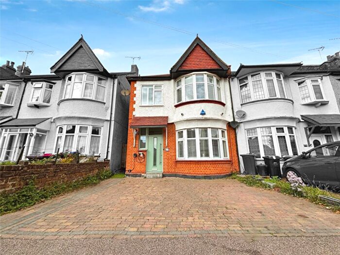 3 Bedroom Semi-Detached House For Sale In Tickfield Avenue, Southend-on-Sea, Essex, SS2