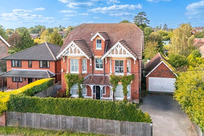 8 Bedroom Detached House For Sale In London Road, Uckfield, TN22