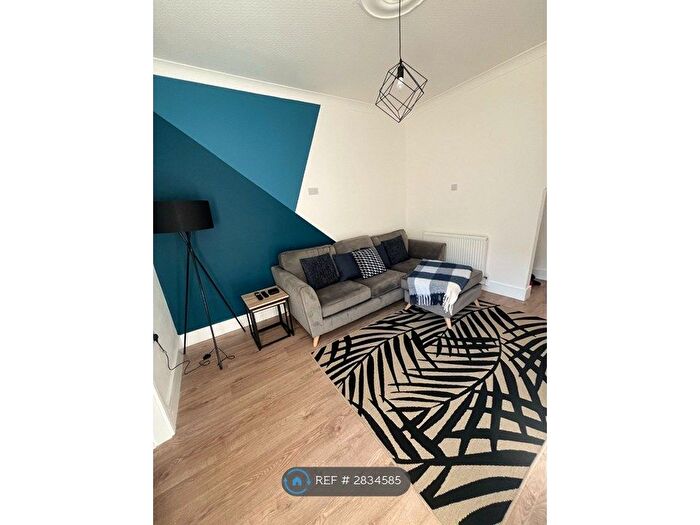 3 Bedroom Terraced House To Rent In Edward Street, Cleethorpes, DN35