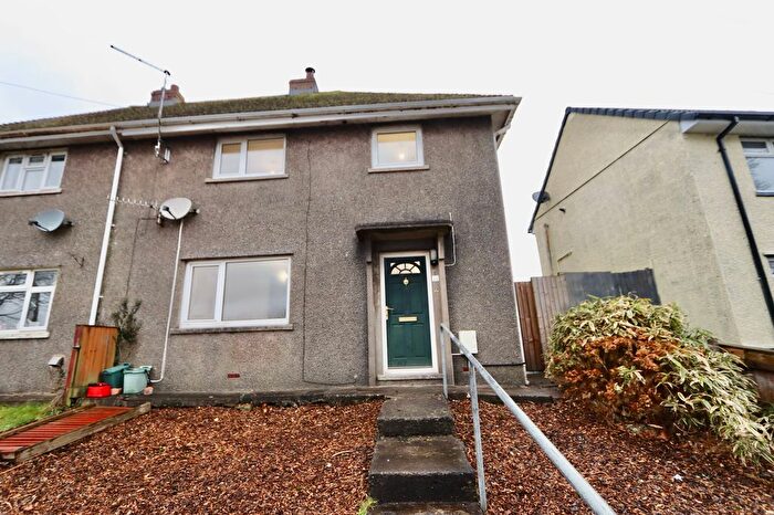 3 Bedroom Semi-Detached House To Rent In The Grove, Pontllanfraith, NP12