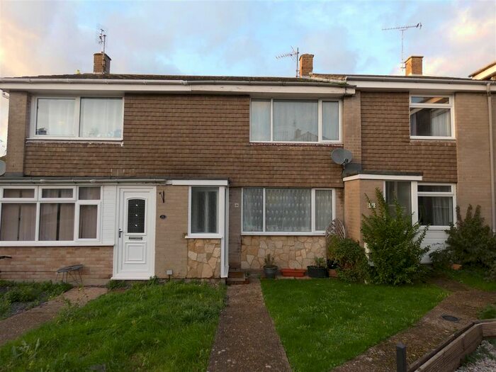 2 Bedroom Property To Rent In Ivy House Road, Whitstable, CT5