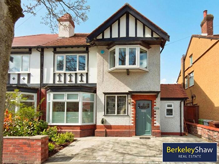 4 Bedroom Semi Detached House For Sale In Woodville Avenue, Liverpool, L23