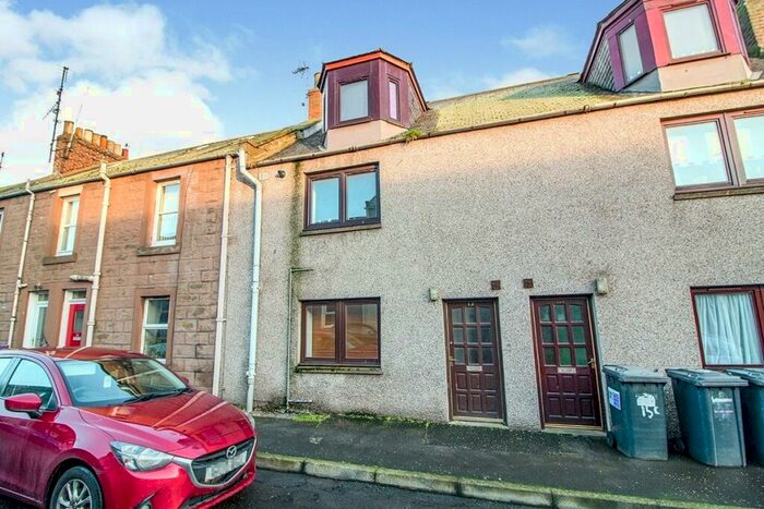1 Bedroom Flat To Rent In Ramsay Street, Montrose, Angus, DD10