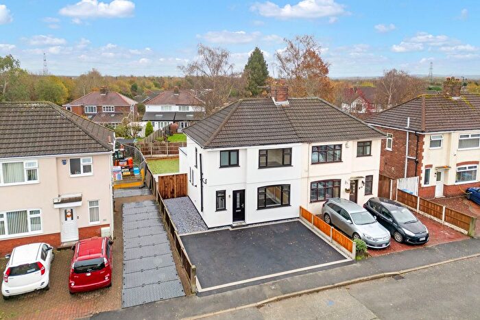 3 Bedroom Semi Detached House For Sale In Dykin Road, Widnes, WA8