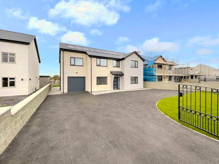 5 Bedroom Detached House For Sale In Maes Y Ffynnon, Bethel, Caernarfon, Gwynedd, LL55