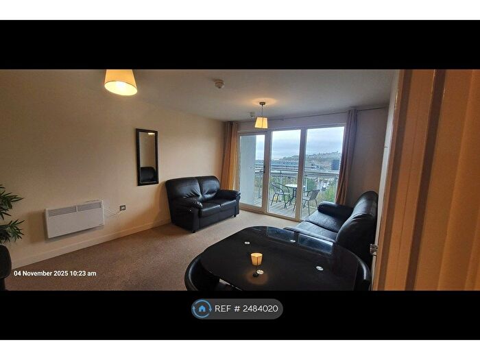 2 Bedroom Flat To Rent In Victoria Wharf, Cardiff, CF11