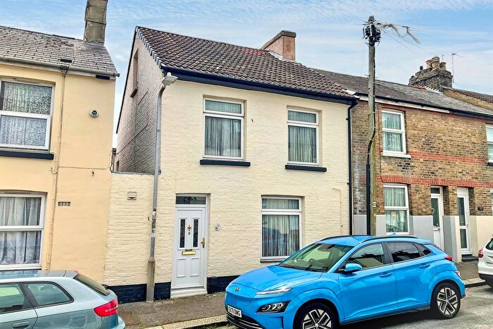 3 Bedroom Terraced House For Sale In Tower Hamlets Street, Dover, CT17