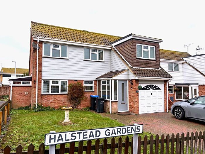 4 Bedroom Detached House For Sale In Halstead Gardens, Cliftonville, Margate, CT9