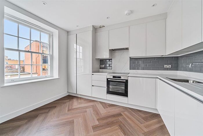 1 Bedroom Flat To Rent In Claremont Road, Surbiton, KT6