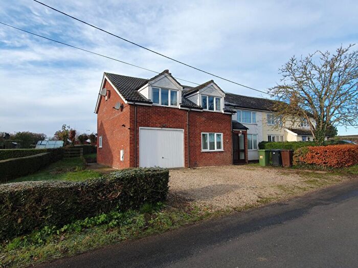 4 Bedroom Semi-Detached House To Rent In Mattishall Road, Brandon Parva, Norwich, NR9