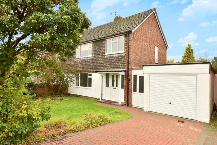 3 Bedroom Semi-Detached House To Rent In Copse Way, Wrecclesham, Farnham, Surrey, GU10