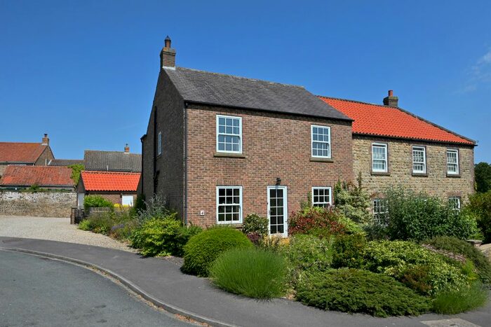 3 Bedroom Semi-Detached House For Sale In Cockpit Close, North Stainley, Ripon, HG4
