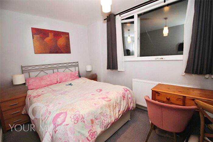 1 Bedroom Garage / Parking To Rent In Phoenix Place, Dartford, Kent, DA1