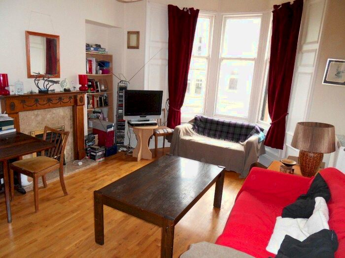 1 Bedroom Flat To Rent In Fergus Drive, North Kelvinside, Glasgow, G20