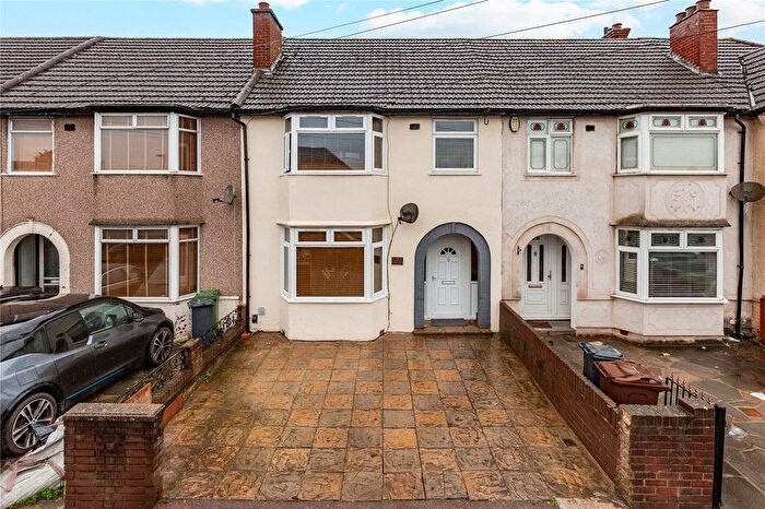 3 Bedroom Terraced House For Sale In Crosby Road, Dagenham, RM10