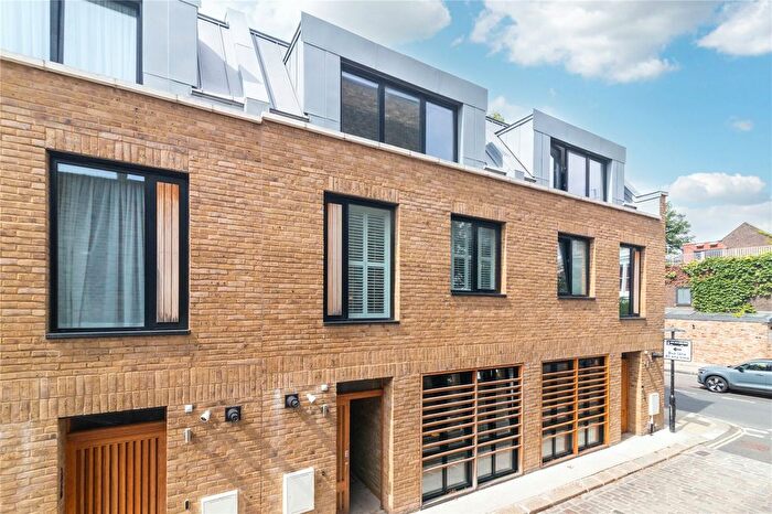 3 Bedroom Terraced House For Sale In Camden Mews, Camden, London, NW1