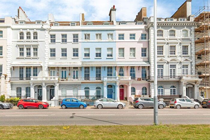 2 Bedroom Flat For Sale In Marina, St. Leonards-On-Sea, TN38