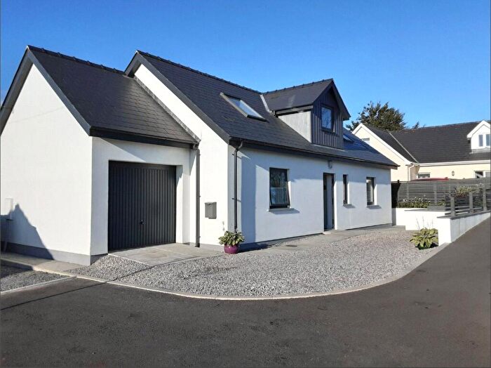 3 Bedroom Bungalow For Sale In Templeton, Narberth, Pembrokeshire, SA67