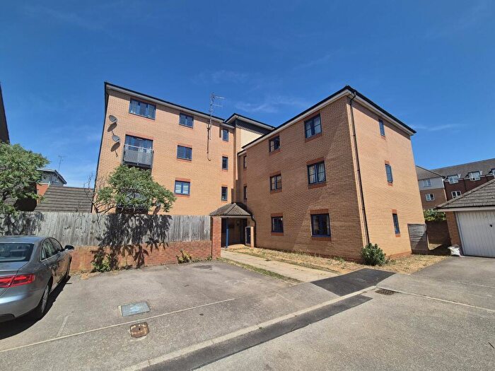 2 Bedroom Flat To Rent In West Cotton Close, Far Cotton, Northampton, NN4