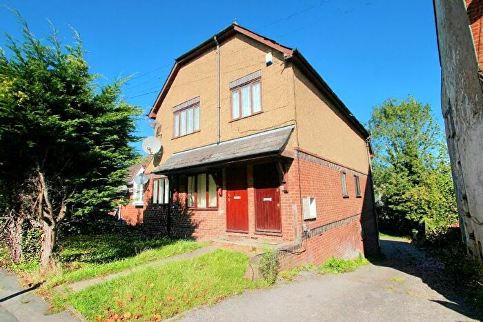 1 Bedroom Apartment To Rent In Kitchener Road, HP11