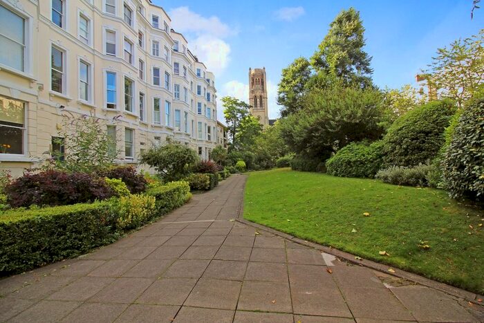 1 Bedroom Flat To Rent In Colville Gardens, London, W11
