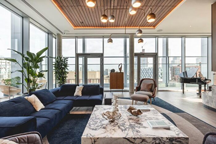 3 Bedroom Apartment To Rent In Nine Elms Lane, London, SW11