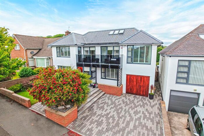 4 Bedroom Detached House For Sale In Heol-Y-Bryn, Barry, CF62