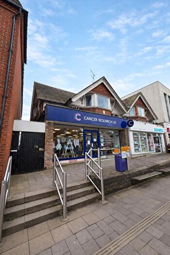 4 Bedroom Flat To Rent In London Road, Headington, Hmo Ready Sharers, OX3