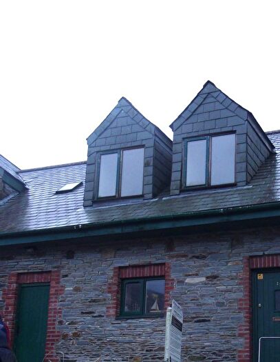 2 Bedroom Flat To Rent In Chapel Court, Camelford, PL32