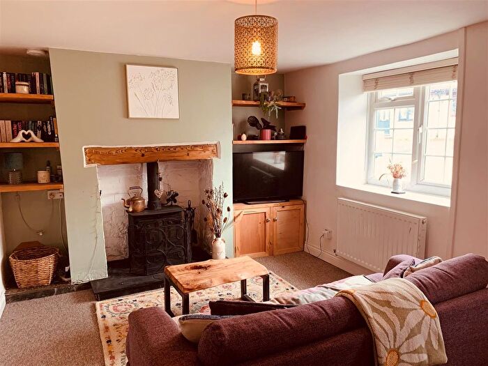 2 Bedroom Cottage For Sale In Waterloo, Puriton, Bridgwater, TA7