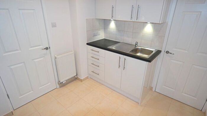 1 Bedroom Terraced House To Rent In Willenhall Road, Woolwich, SE18