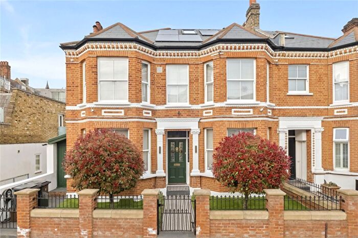 8 Bedroom Semi Detached House For Sale In Ormeley Road, SW12