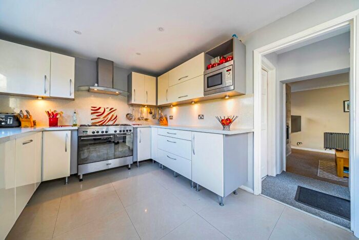 4 Bedroom Detached House For Sale In The Street, Eythorne, CT15