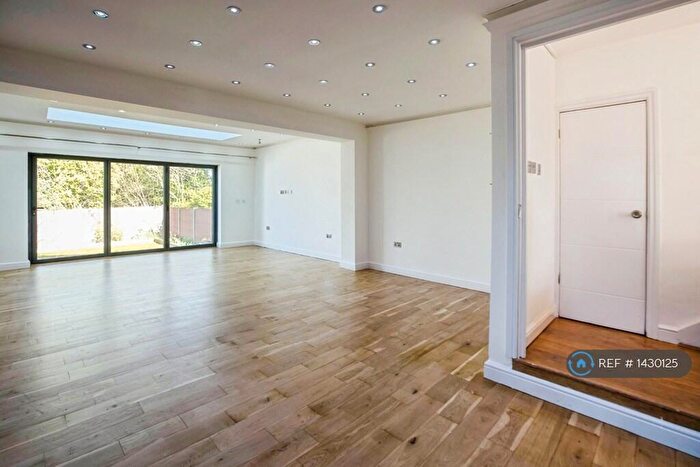 4 Bedroom Detached House To Rent In Beaumont Road, Purley, CR8