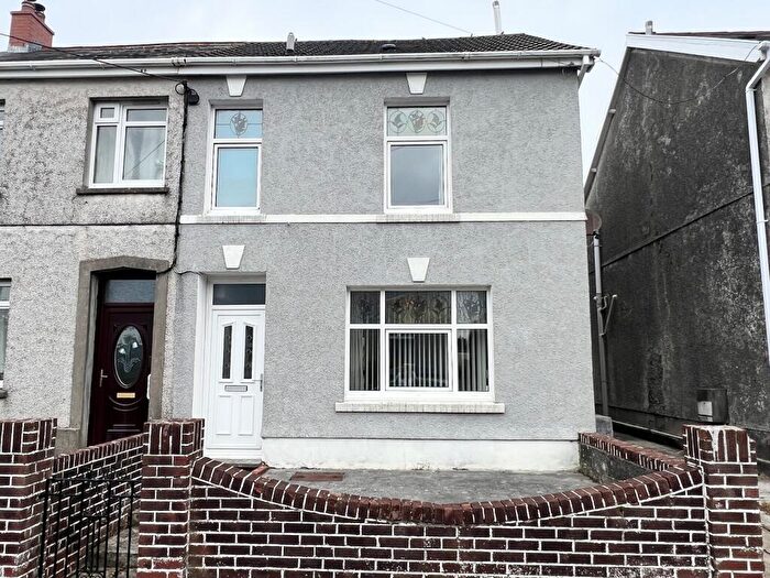 3 Bedroom Semi-Detached House For Sale In Margaret Road, Llandybie, Ammanford, Carmarthenshire., SA18