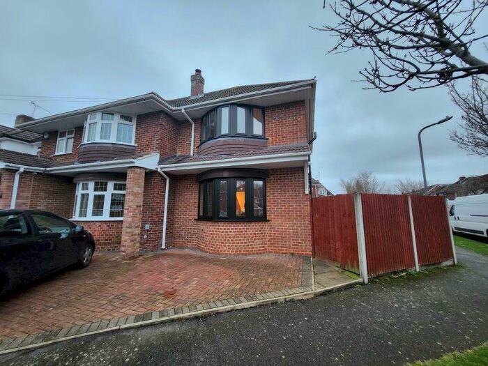 2 Bedroom Semi-Detached House To Rent In Slough, Berkshire, SL3