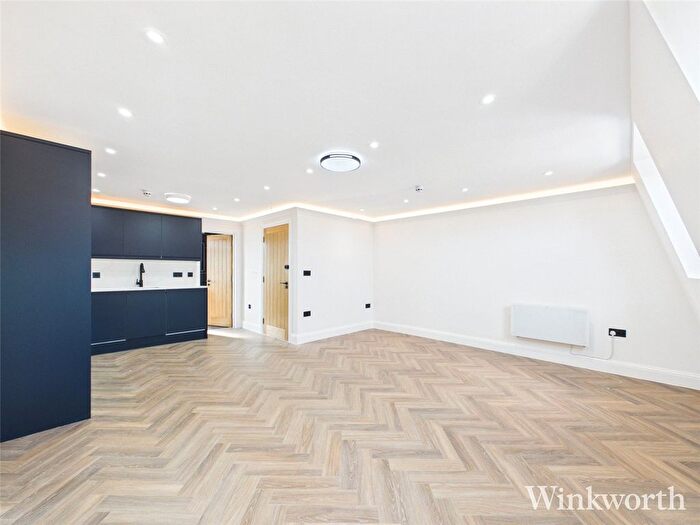 Studio To Rent In Church Road, London, W3