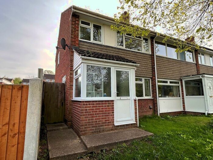 3 Bedroom End Of Terrace House To Rent In Middleton Road, Sudbury, CO10