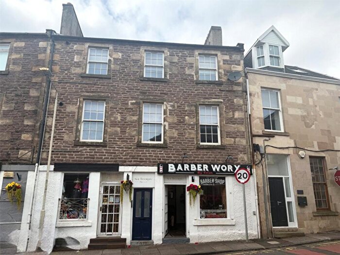 2 Bedroom Flat To Rent In Broomgate, Lanark, ML11
