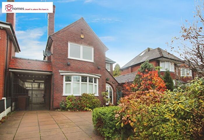 3 Bedroom Detached House For Sale In Bescot Road, Walsall, WS2
