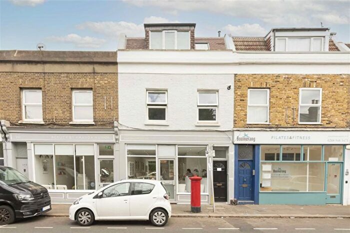 Studio To Rent In Sandycombe Road, Kew, TW9
