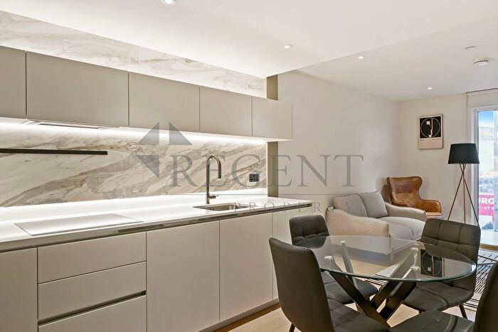 1 Bedroom Flat For Sale In Cassini Apartments, Cascade Way, W12