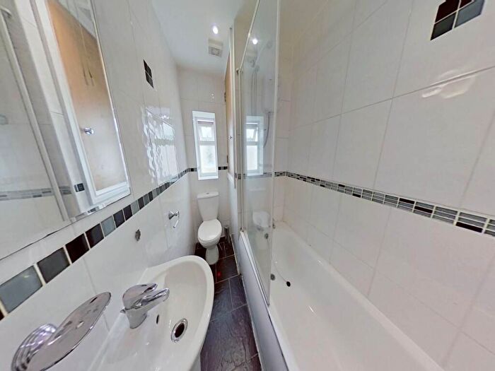 1 Bedroom Flat To Rent In Colum Road, Cathays, Cardiff, CF10